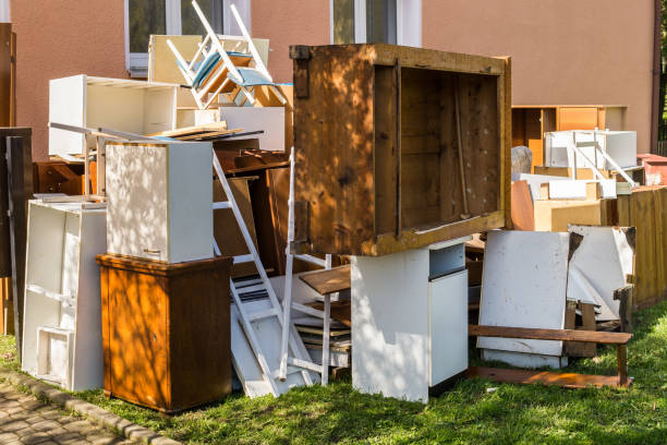 Best Attic Cleanout  in Chehalis, WA